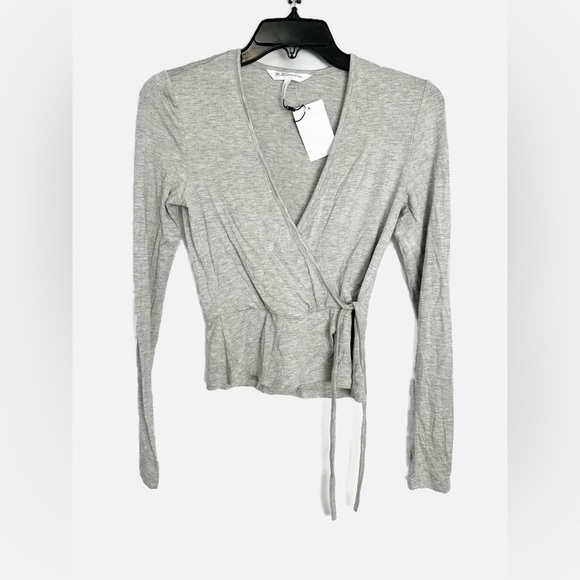 NWT BCBGeneration Wrap Gray Long Sleeve Top - Picture 2 of 4